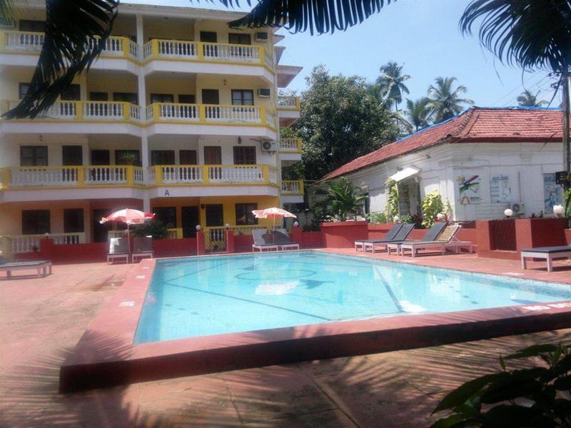 Sunset Beach Resort Candolim Exterior photo